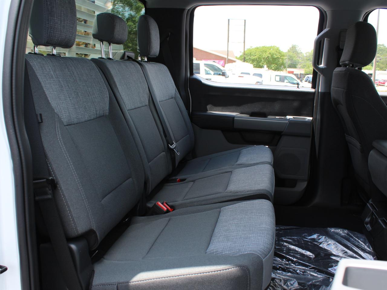 Ford F-350 SD XLT Crew Cab Long Bed 4WD 2025