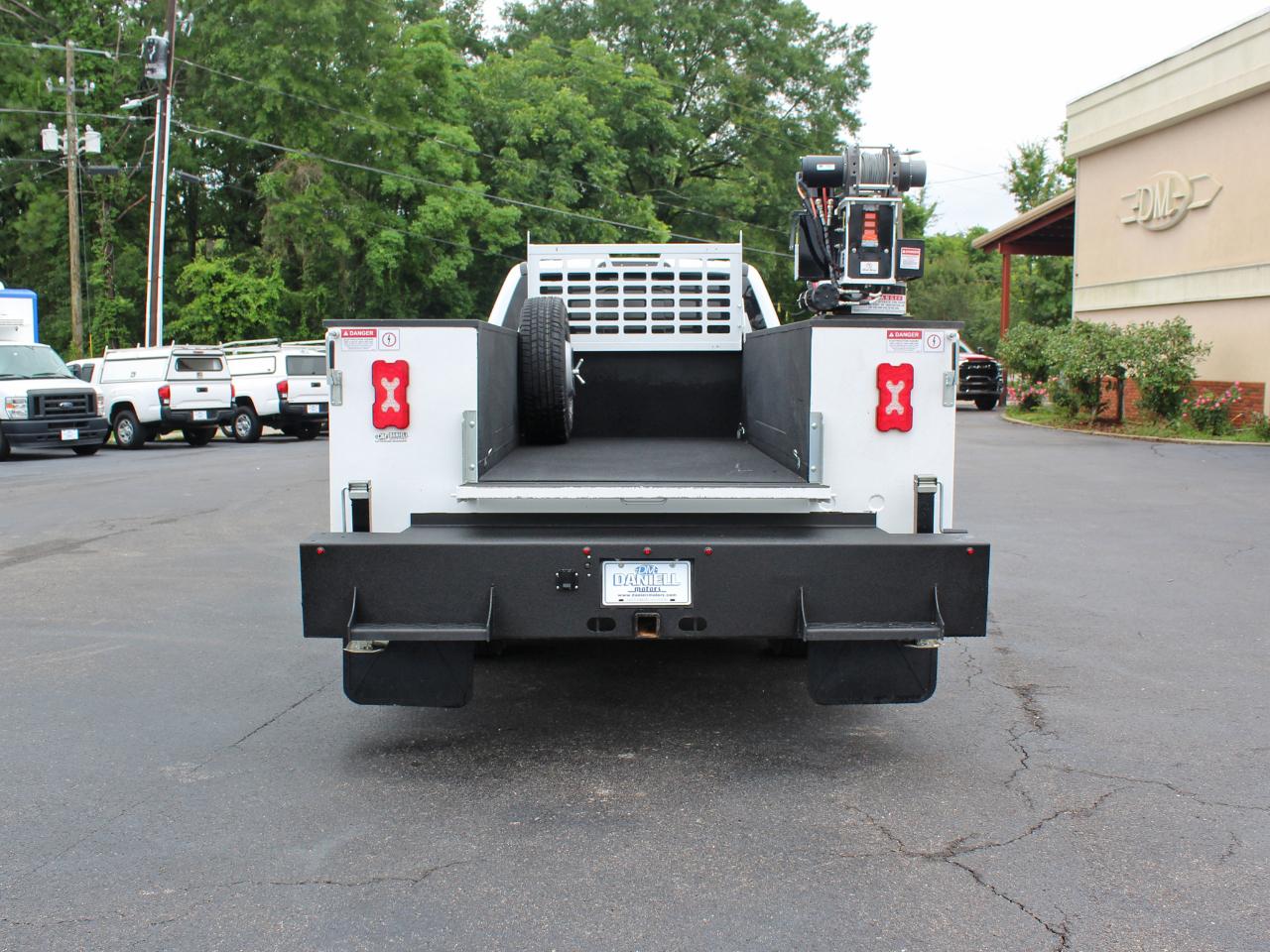 Ford F-350 SD XL Crew Cab Long Bed DRW 4WD 2025