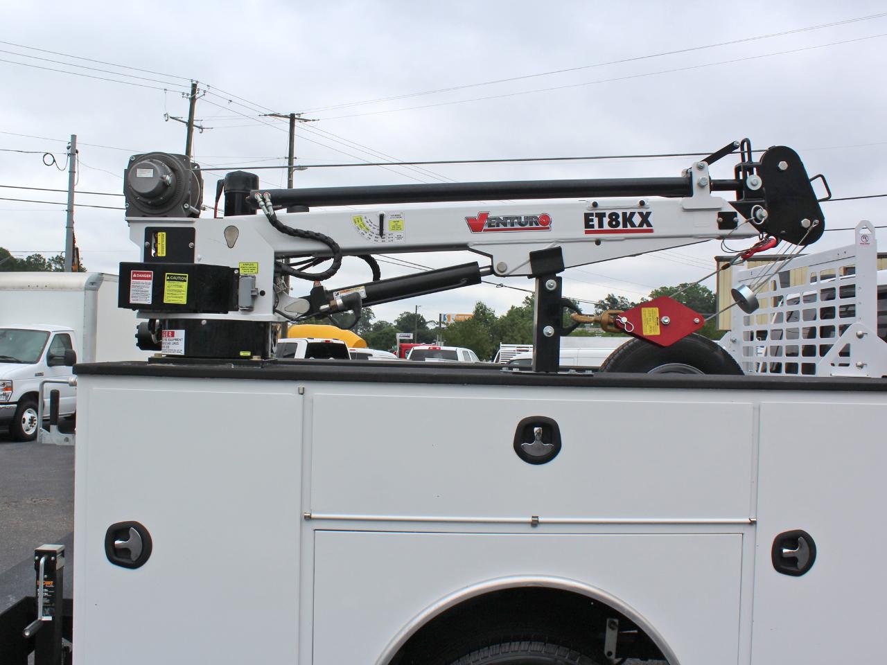 Ford F-350 SD XL Crew Cab Long Bed DRW 4WD 2025