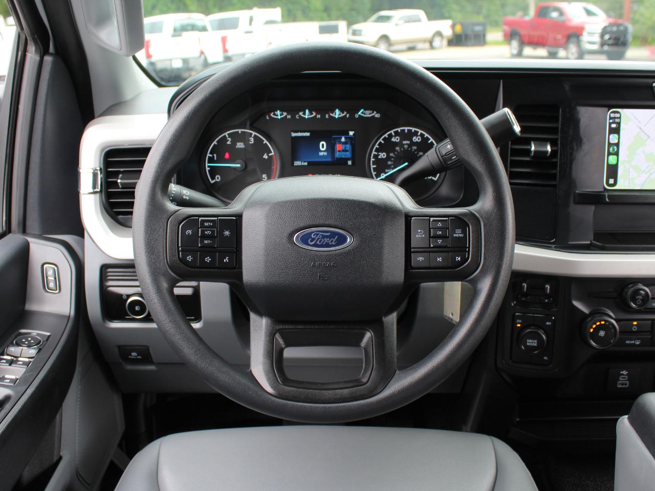 Ford F-350 SD XL Crew Cab Long Bed DRW 4WD 2025