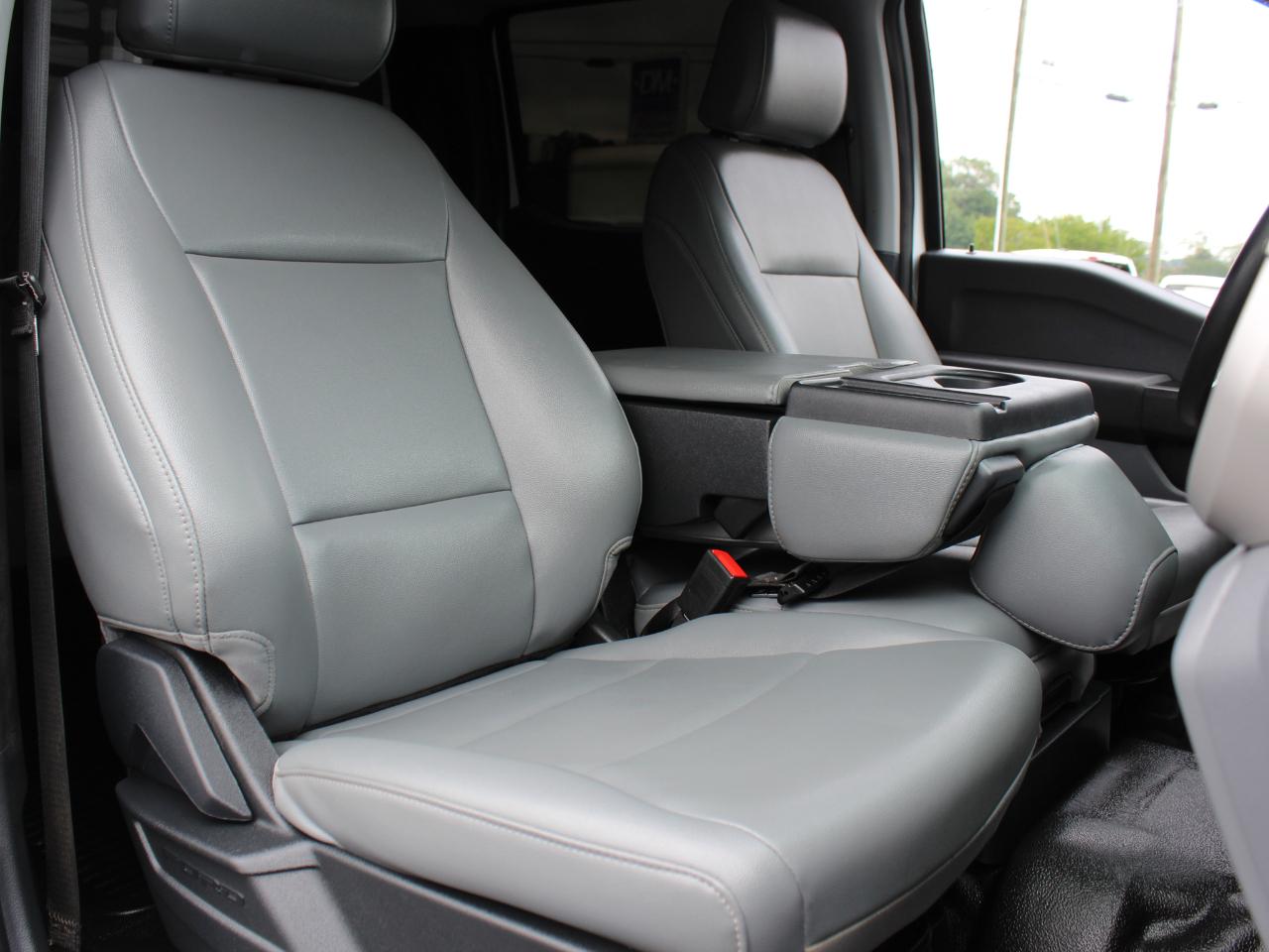 Ford F-350 SD XL Crew Cab Long Bed DRW 4WD 2025