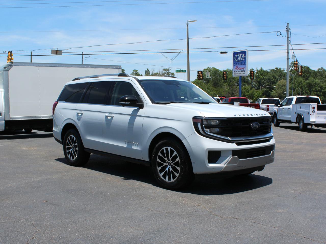 Ford Expedition Platinum 4WD 2025
