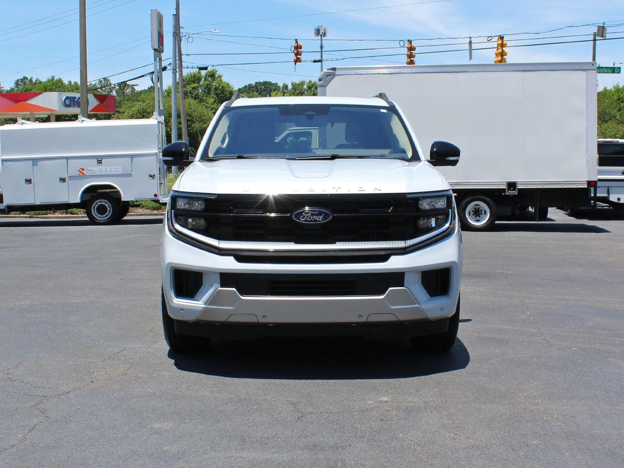 Ford Expedition Platinum 4WD 2025
