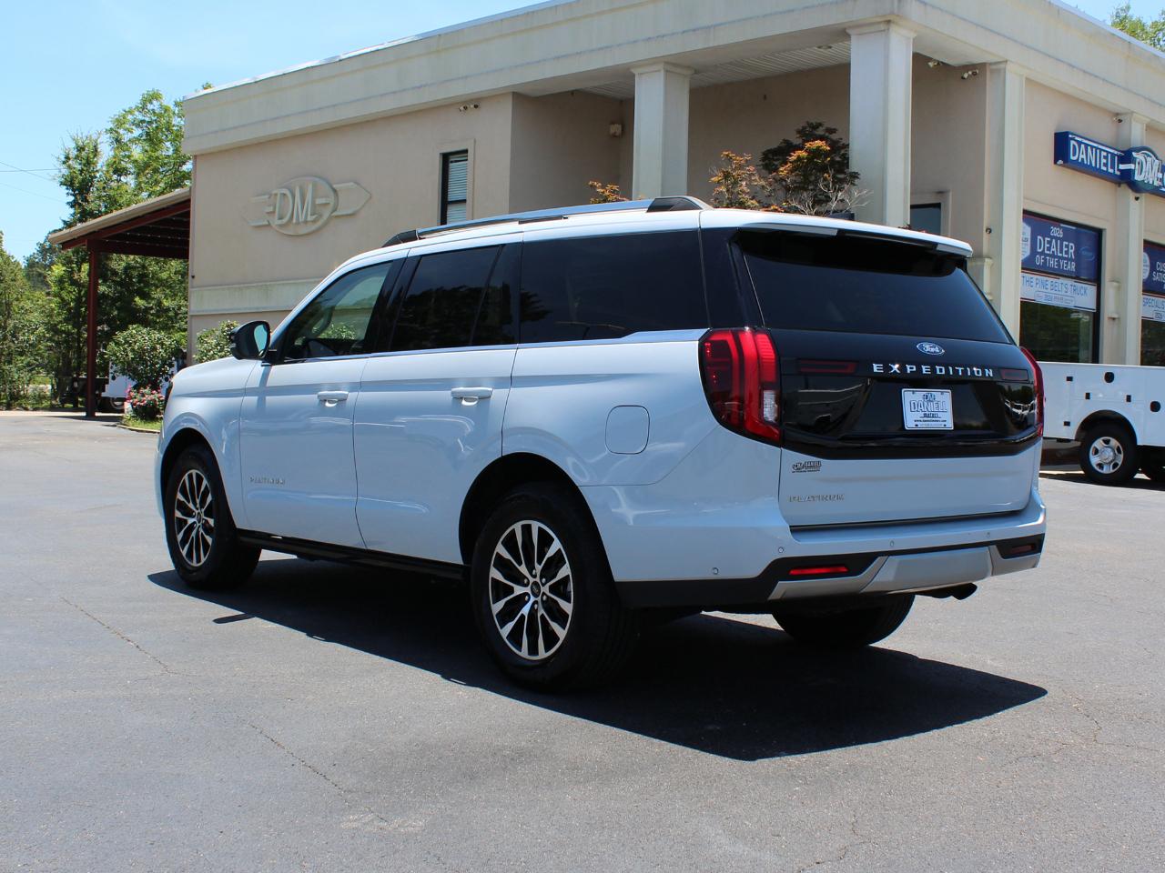 Ford Expedition Platinum 4WD 2025