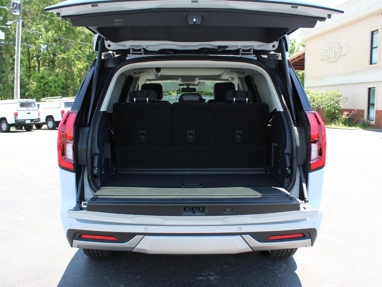 Ford Expedition Platinum 4WD 2025