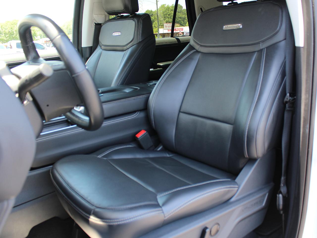 Ford Expedition Platinum 4WD 2025