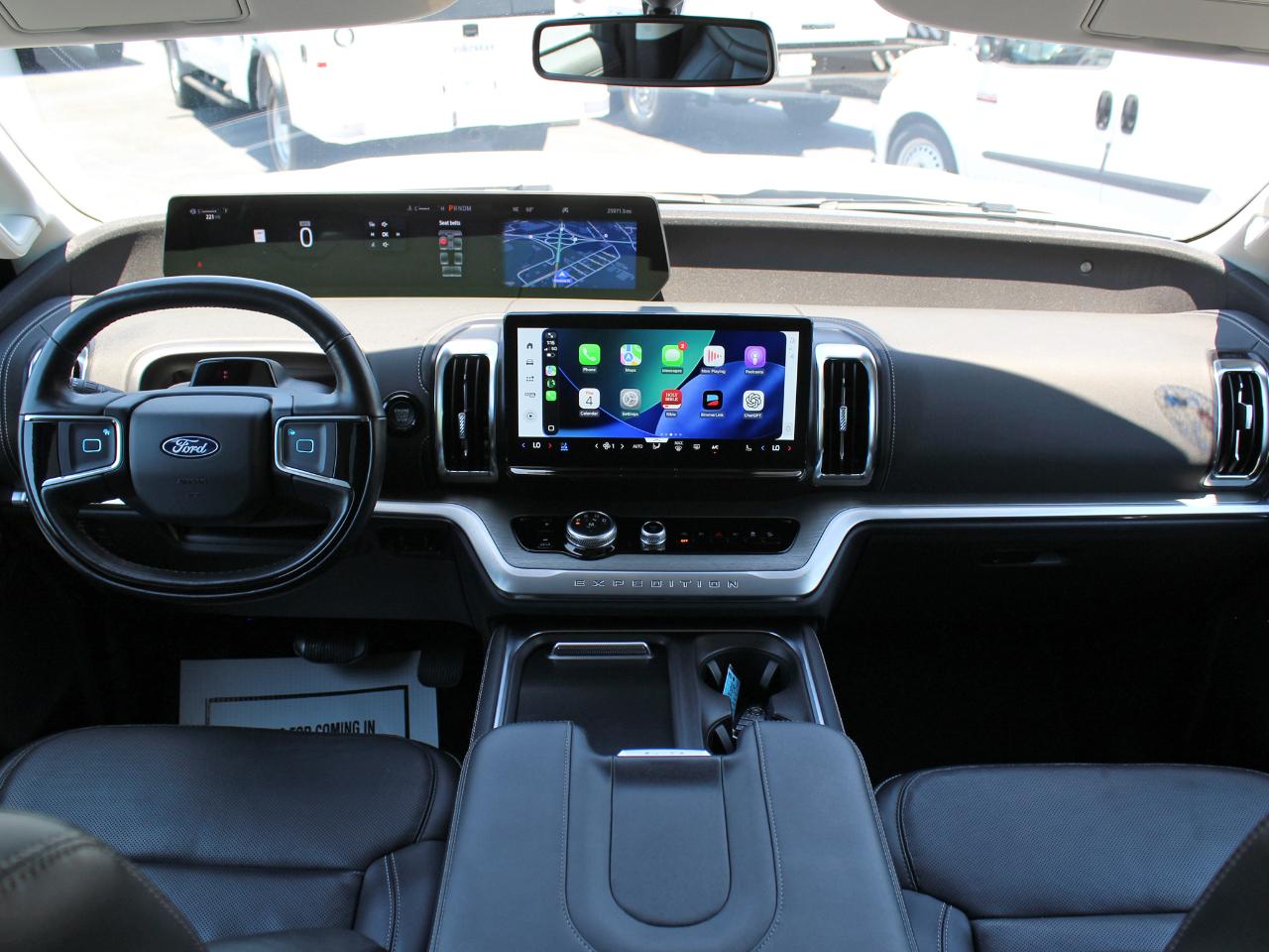 Ford Expedition Platinum 4WD 2025