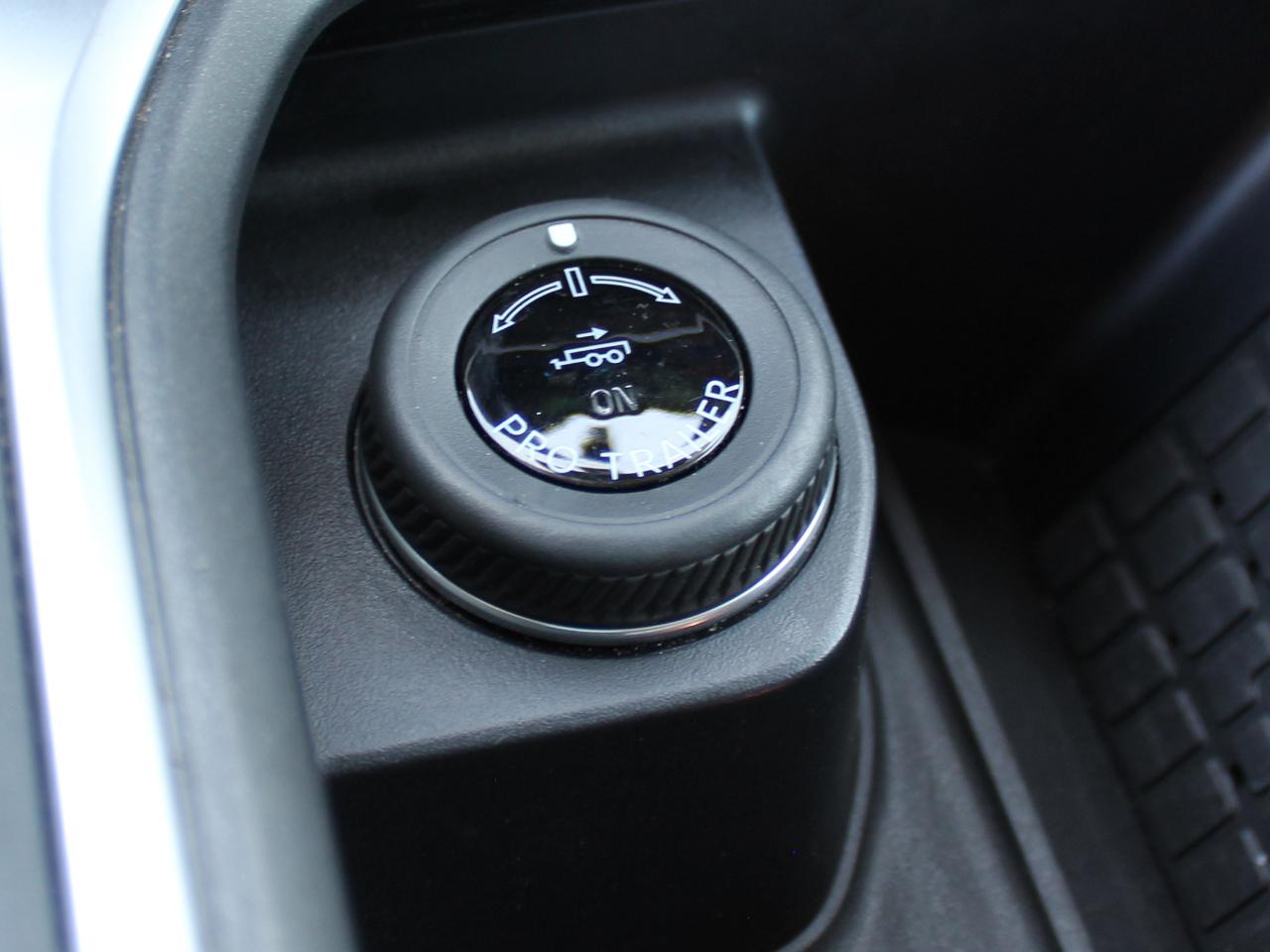 Ford Expedition Platinum 4WD 2025