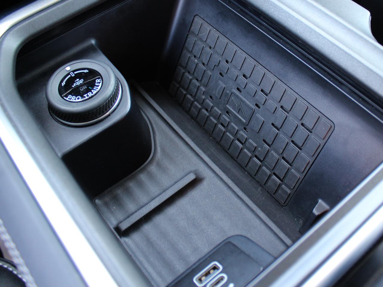Ford Expedition Platinum 4WD 2025