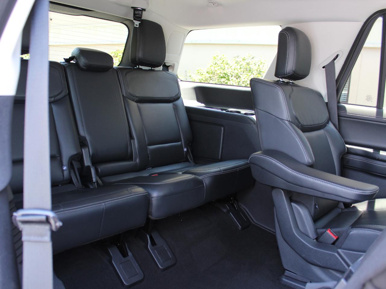 Ford Expedition Platinum 4WD 2025