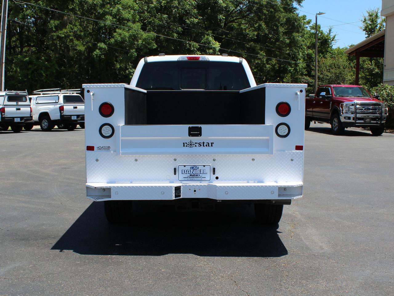 Ford F-250 SD XL Crew Cab Long Bed 4WD 2025