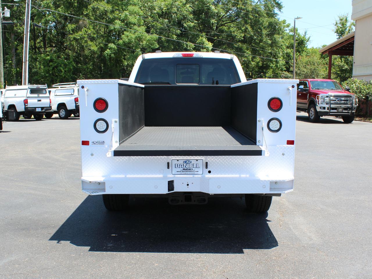 Ford F-250 SD XL Crew Cab Long Bed 4WD 2025