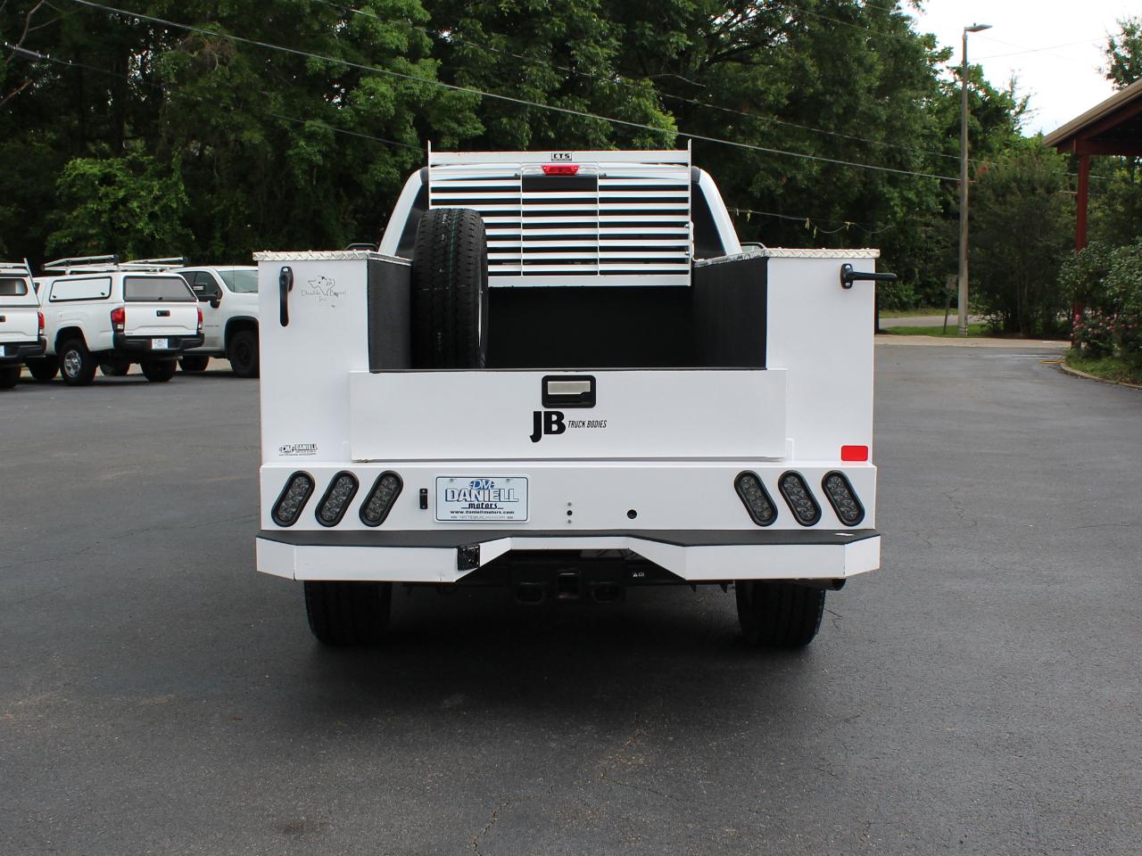 Ford F-350 SD XLT Crew Cab Long Bed DRW 4WD 2025