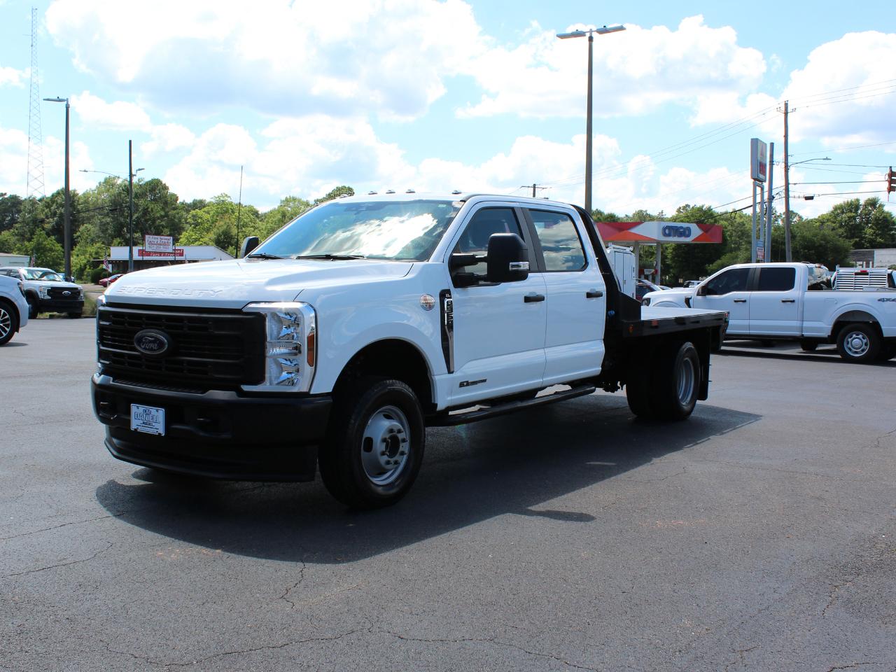 Ford F-350 SD XL Crew Cab Long Bed DRW 4WD 2025