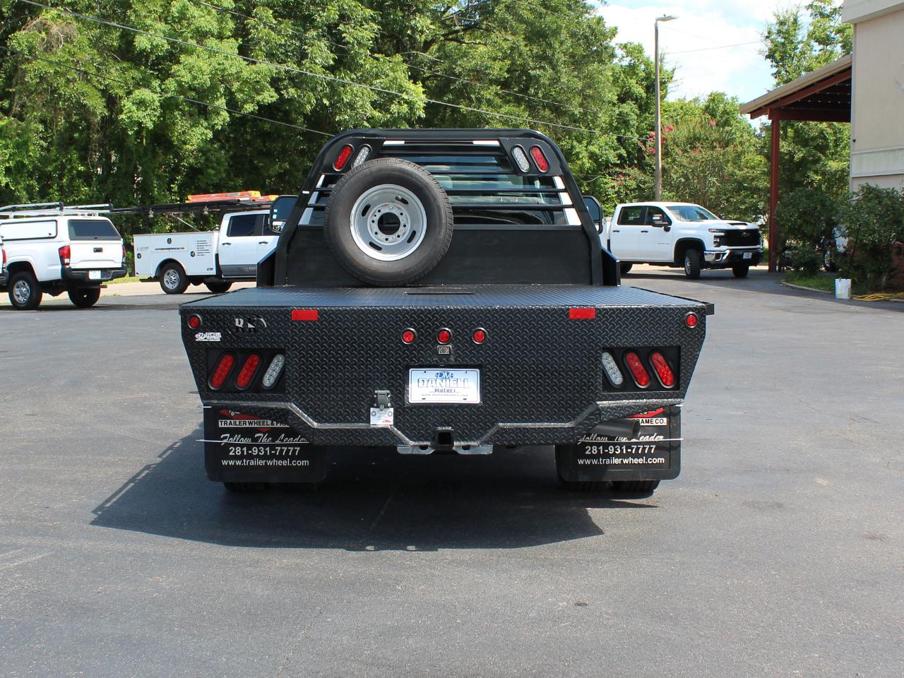 Ford F-350 SD XL Crew Cab Long Bed DRW 4WD 2025