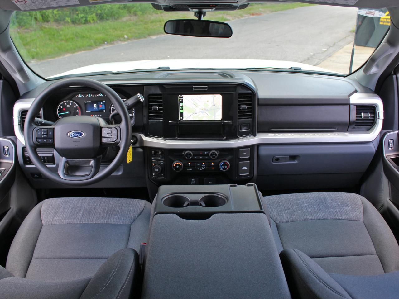 Ford F-350 SD XLT Crew Cab Long Bed 4WD 2025