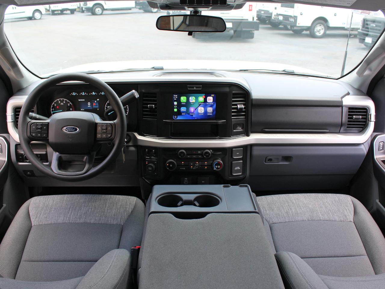 Ford F-350 SD XLT Crew Cab Long Bed DRW 4WD 2025