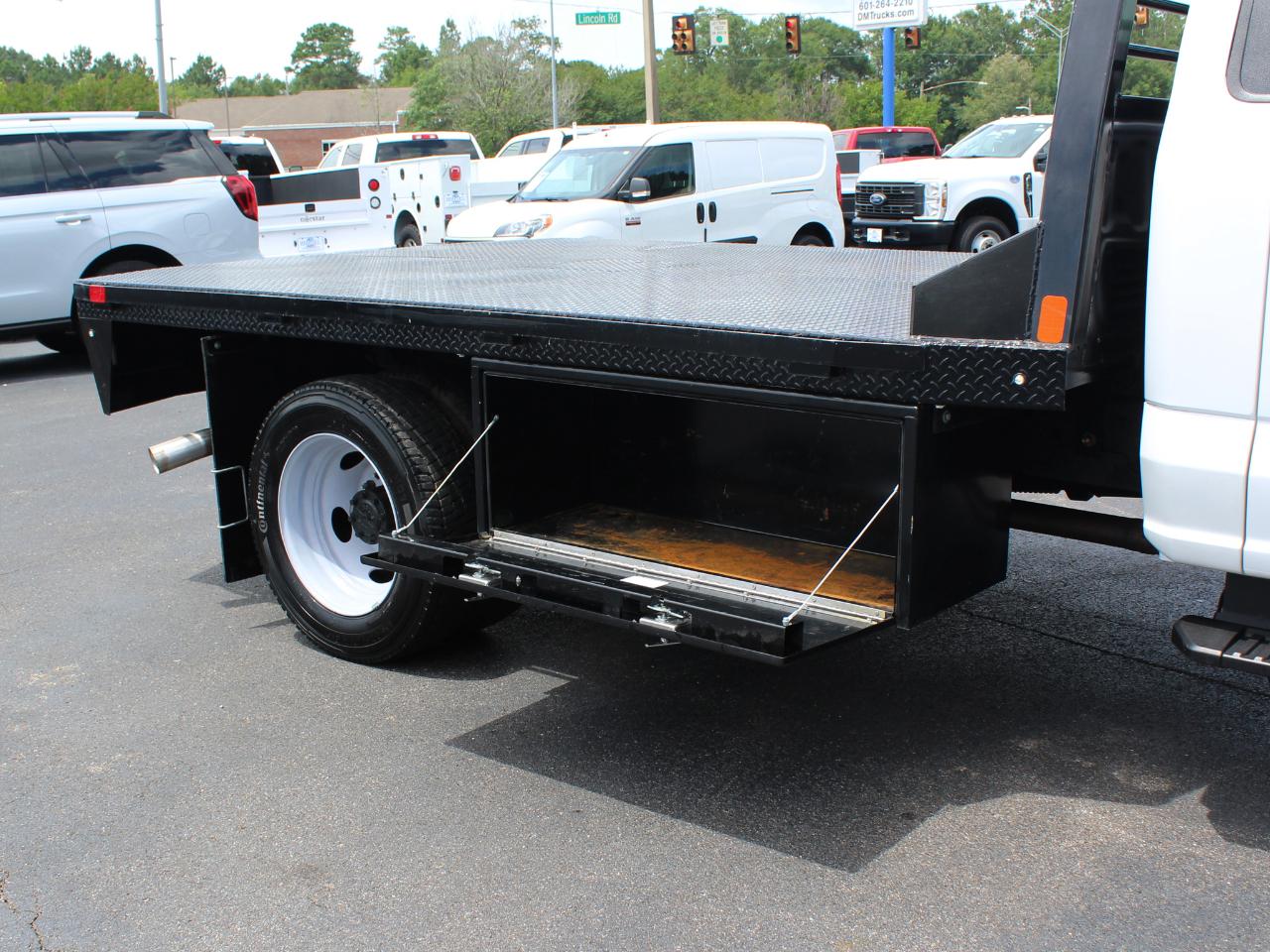 Ford F-450 SD Regular Cab DRW 4WD 2023