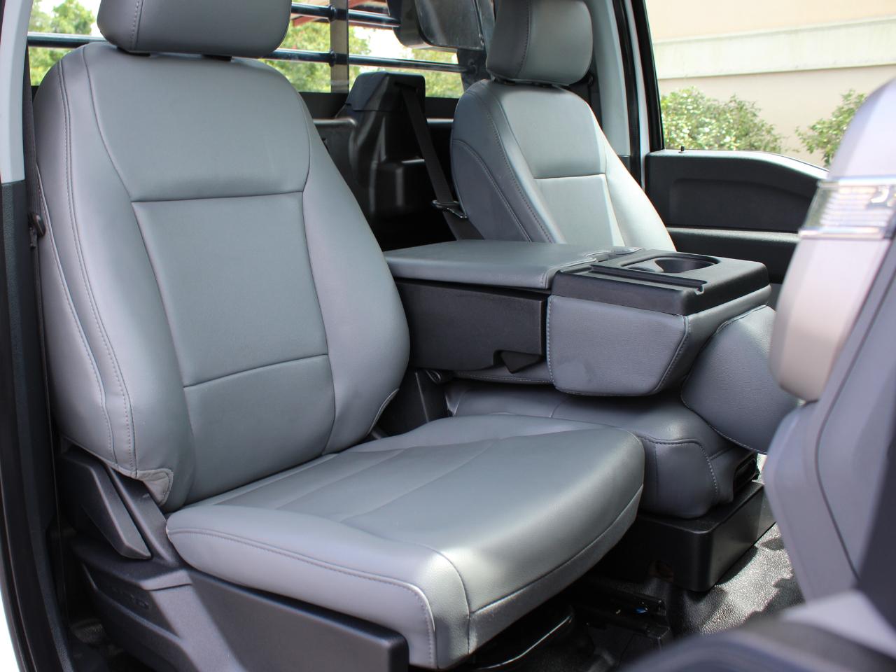 Ford F-450 SD Regular Cab DRW 4WD 2023