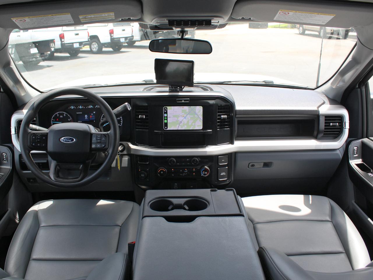 Ford F-350 SD XL Crew Cab Long Bed DRW 4WD 2025