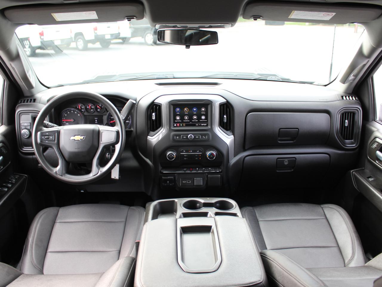 Chevrolet Silverado 2500HD Work Truck Crew Cab Short Box 2WD 2022