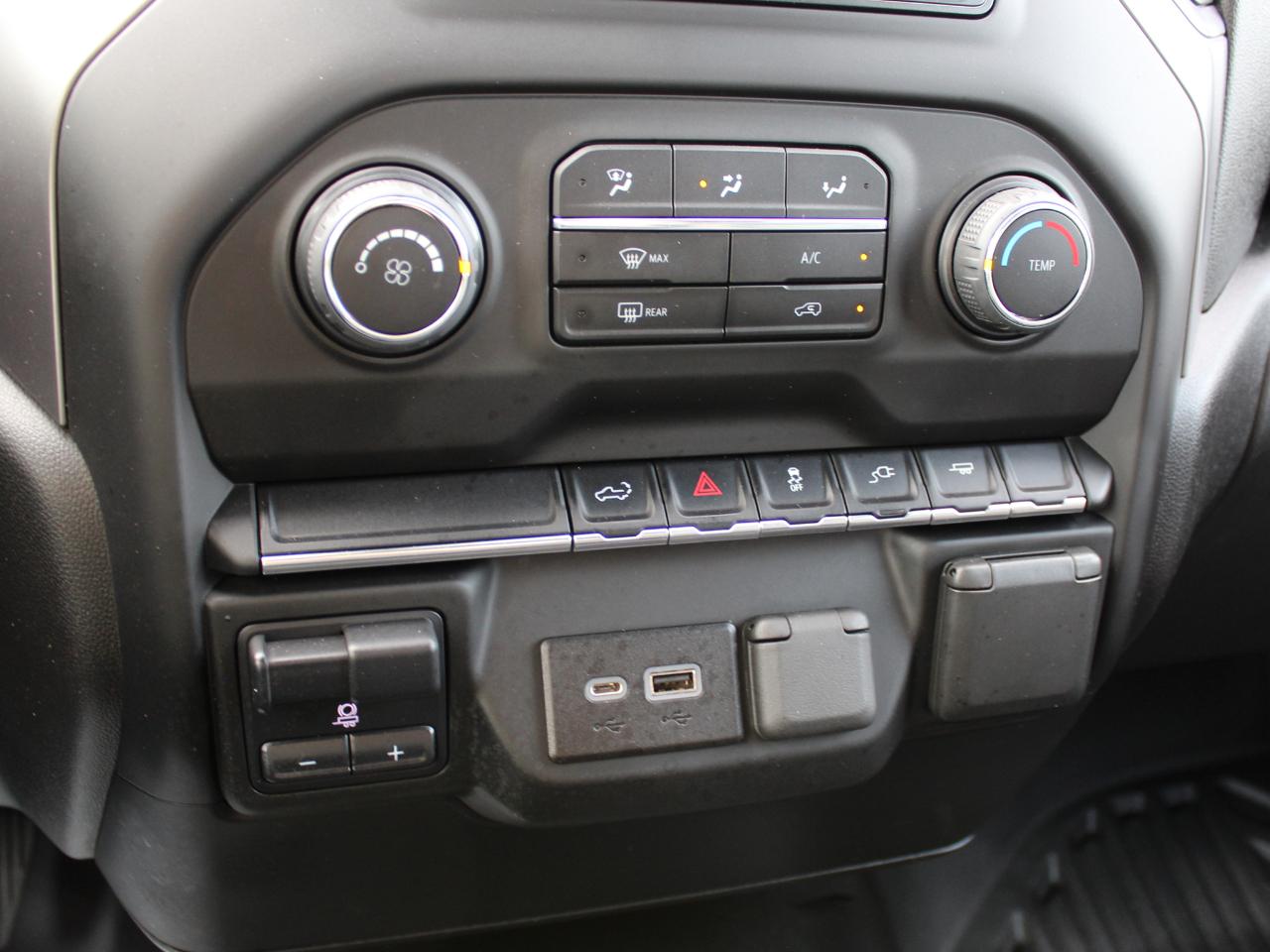 Chevrolet Silverado 2500HD Work Truck Crew Cab Short Box 2WD 2022