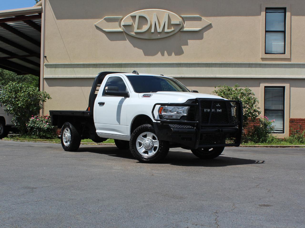 RAM 2500 Tradesman Regular Cab 4WD 2022