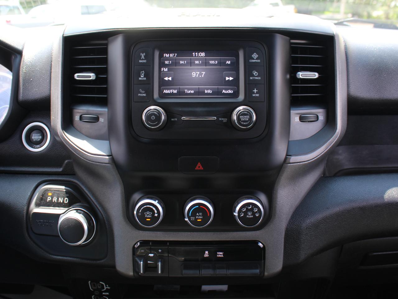 RAM 2500 Tradesman Regular Cab 4WD 2022