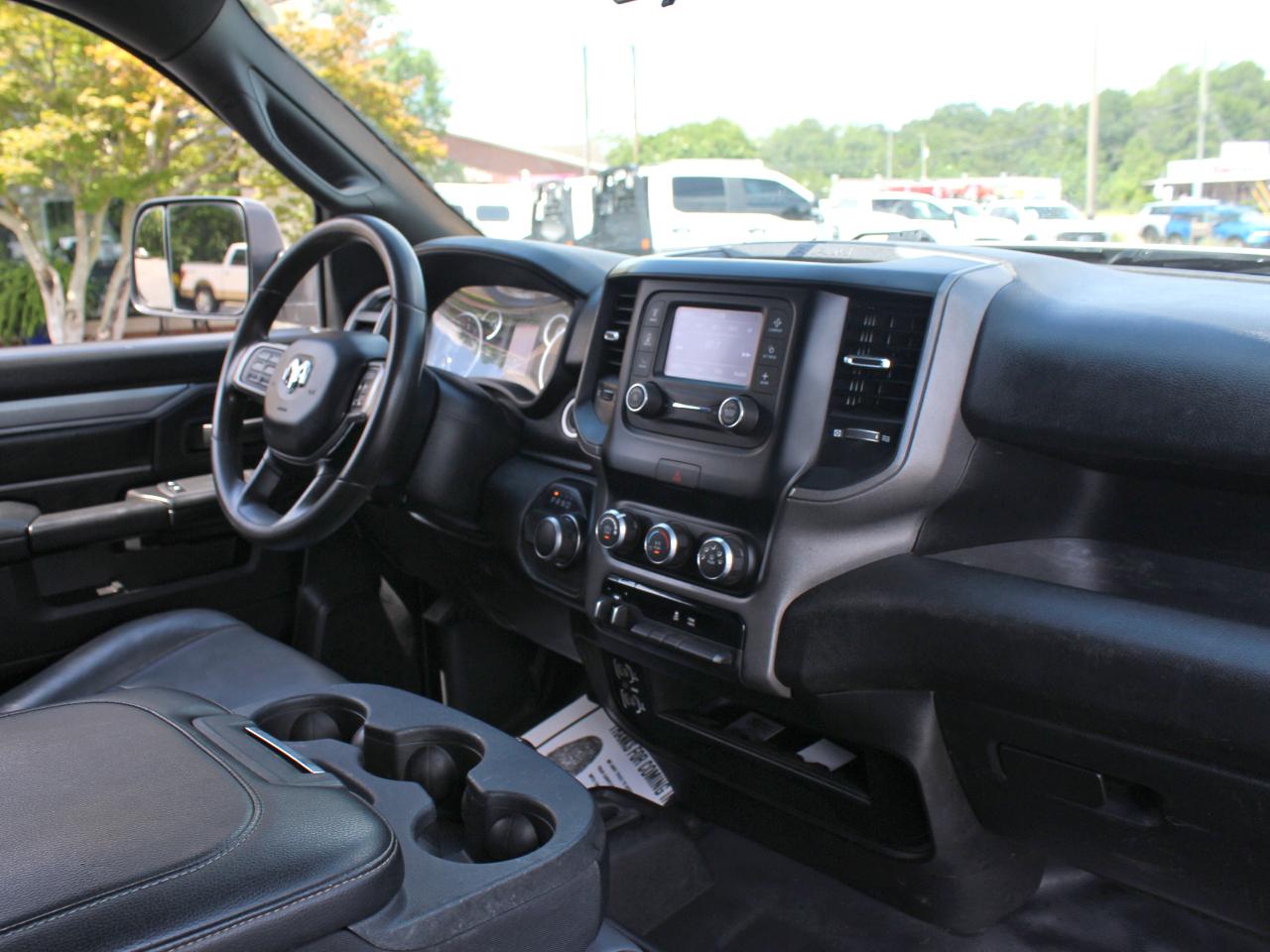 RAM 2500 Tradesman Regular Cab 4WD 2022