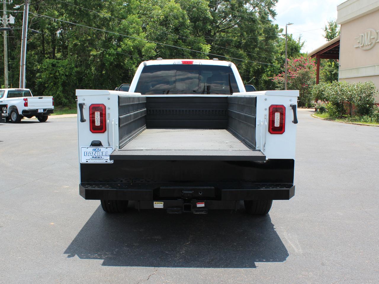 Ford F-350 SD XL SuperCab Long Bed 2WD 2024