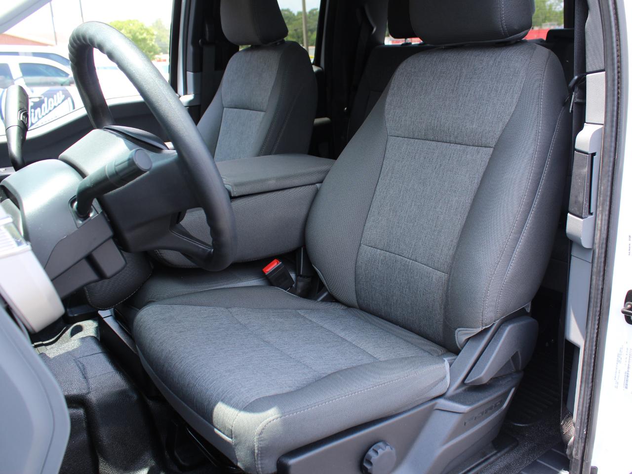 Ford F-350 SD XL SuperCab Long Bed 2WD 2024