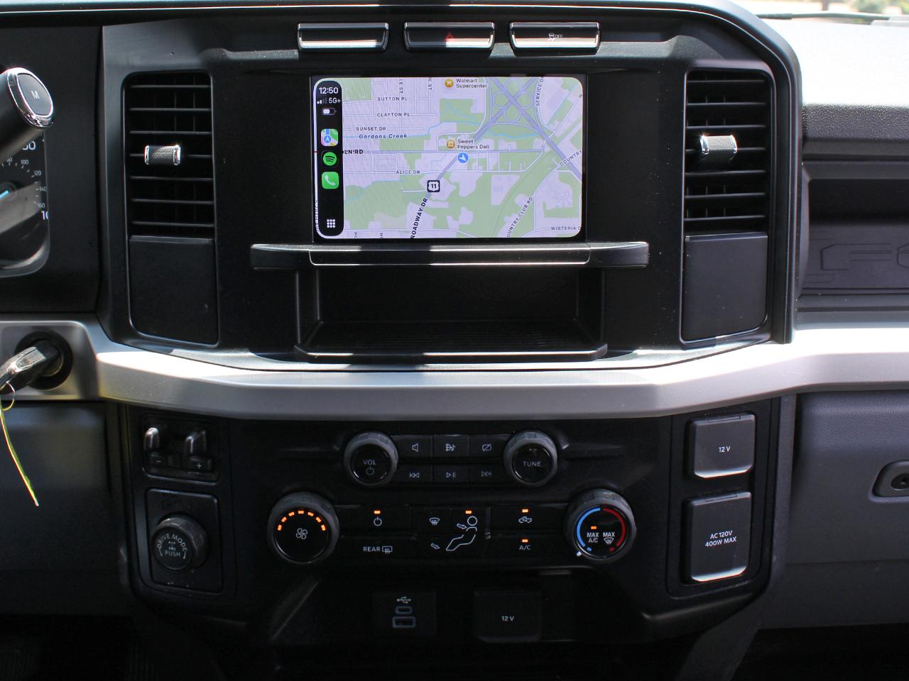 Ford F-350 SD XL SuperCab Long Bed 2WD 2024