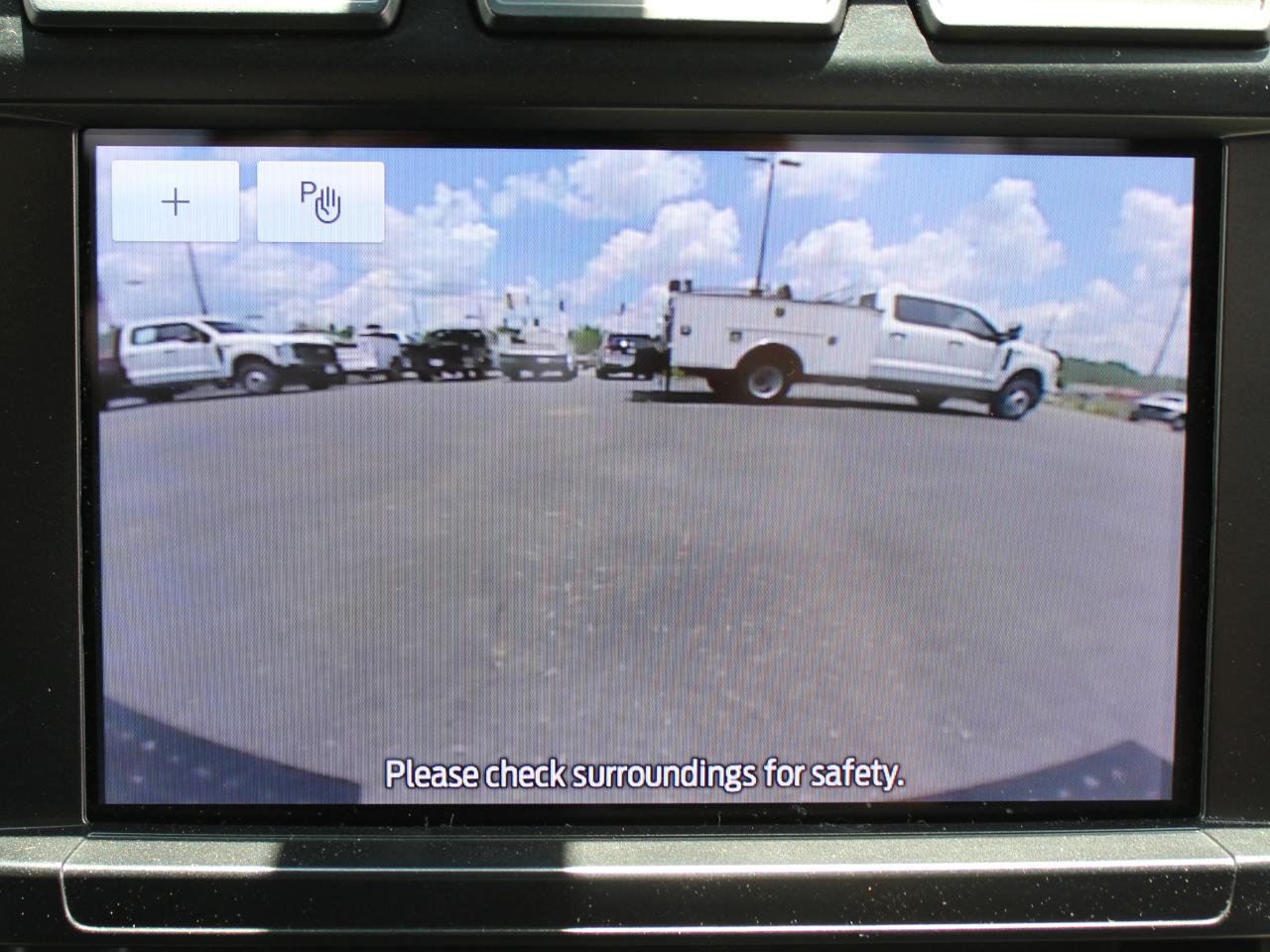 Ford F-350 SD XL SuperCab Long Bed 2WD 2024