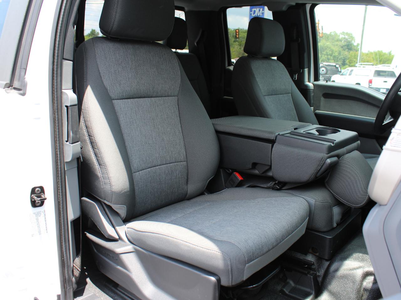 Ford F-350 SD XL SuperCab Long Bed 2WD 2024