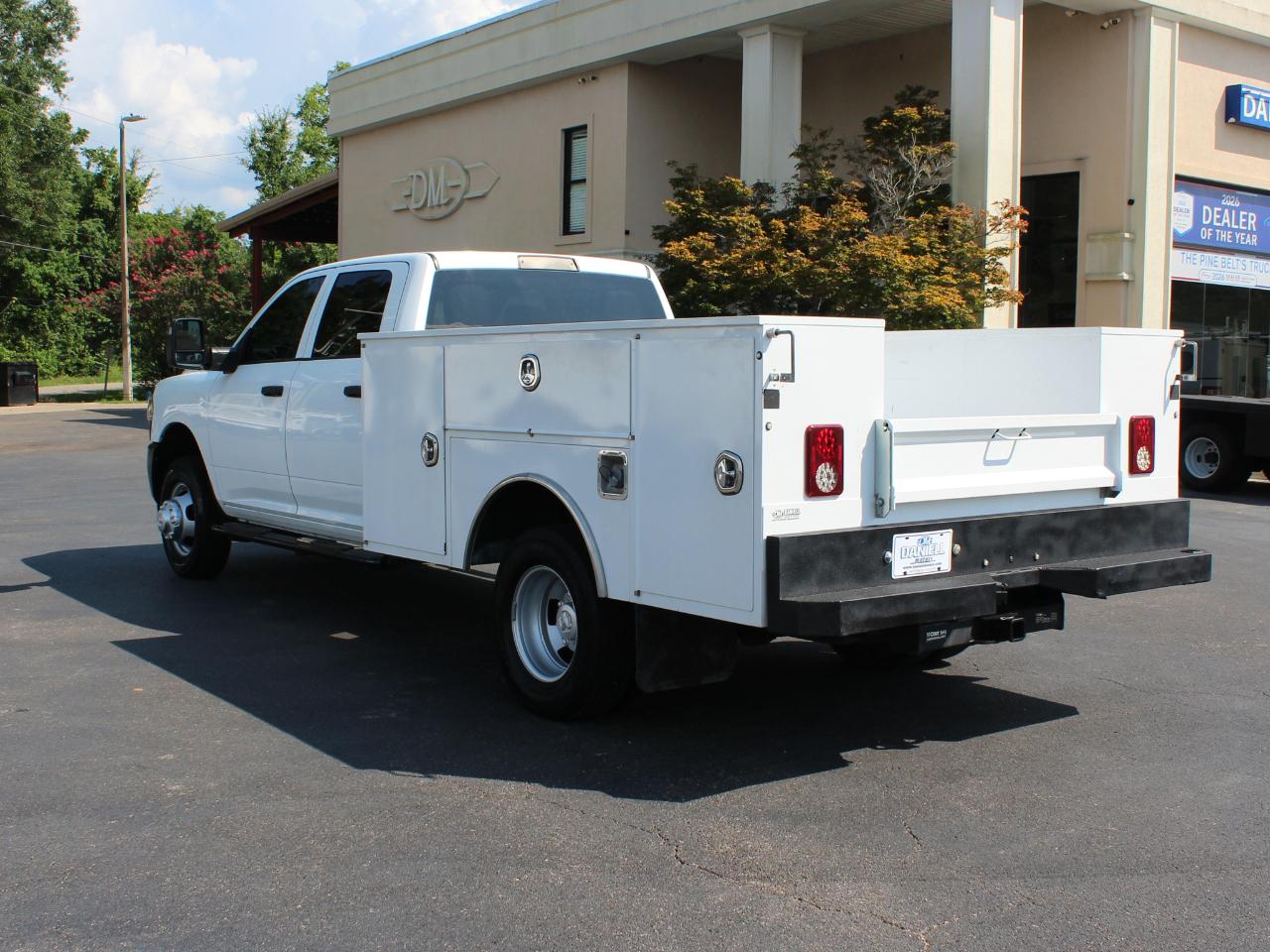 RAM 3500 Crew Cab 4WD DRW 2023