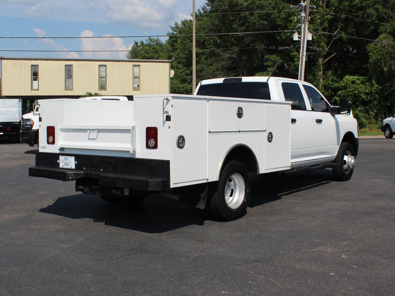 RAM 3500 Crew Cab 4WD DRW 2023