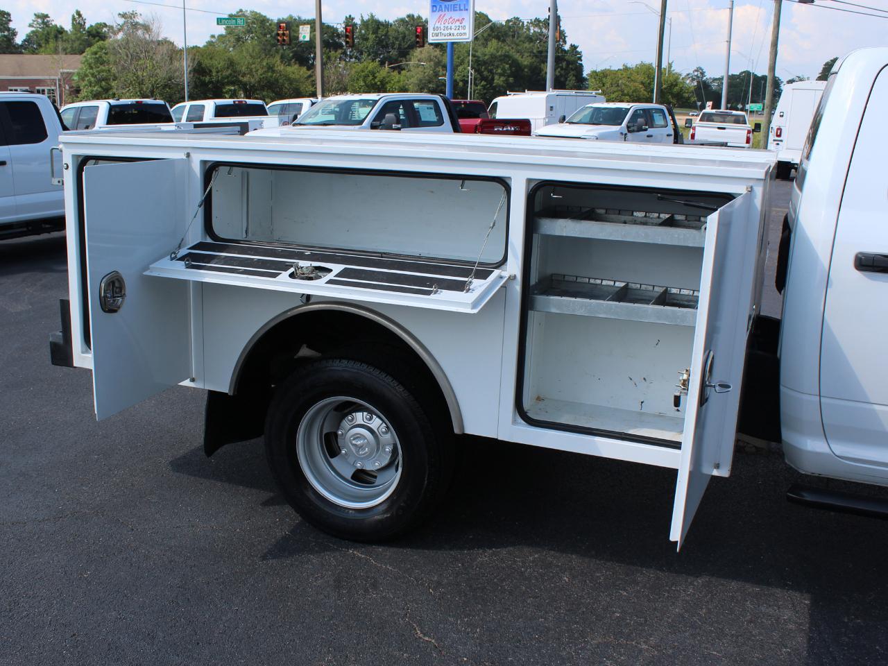 RAM 3500 Crew Cab 4WD DRW 2023