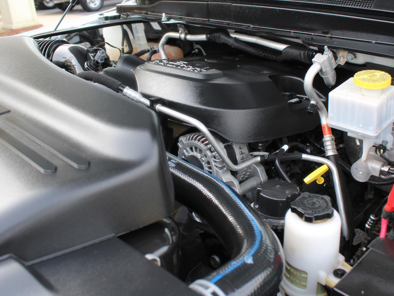 RAM 3500 Crew Cab 4WD DRW 2023