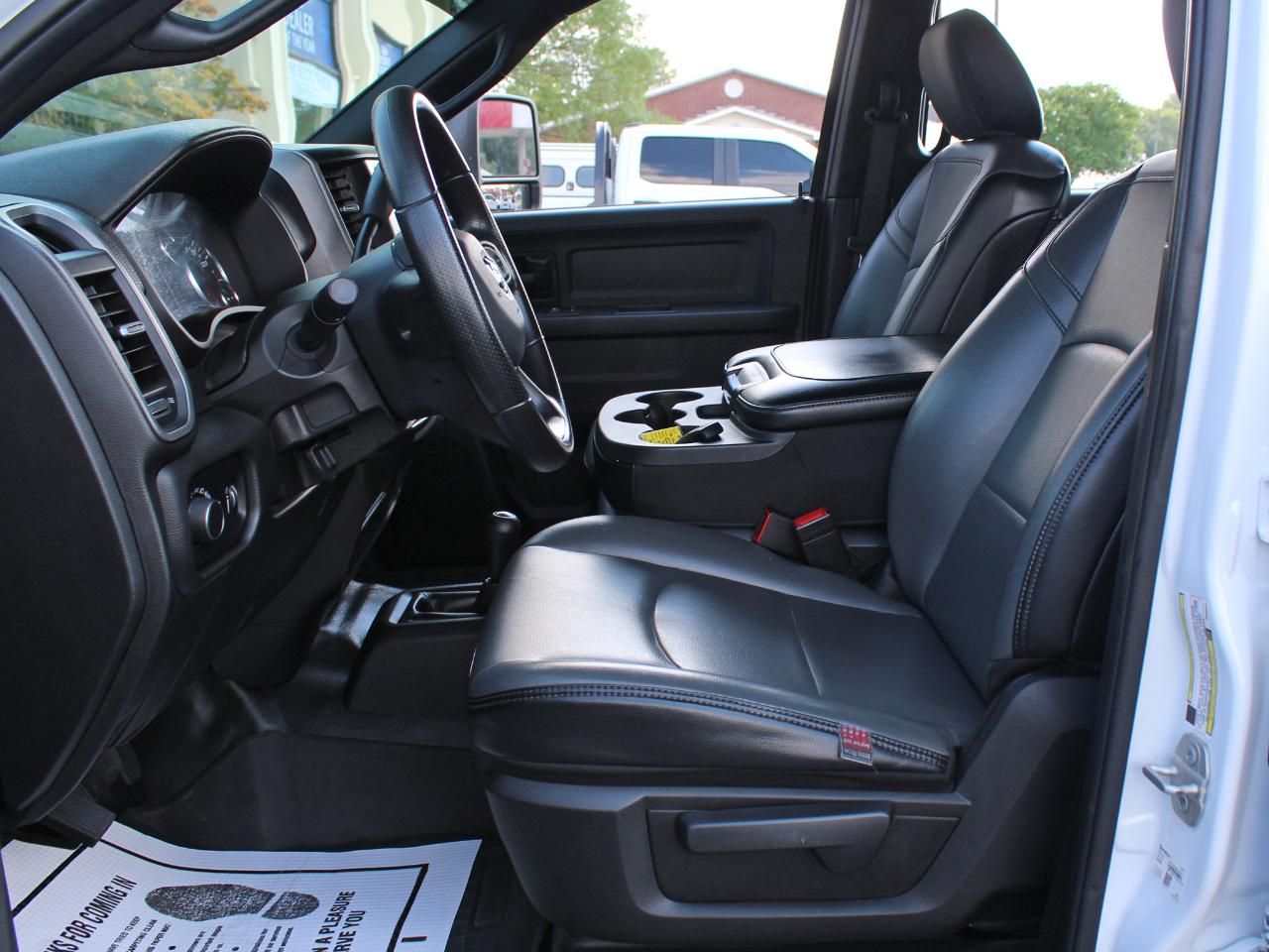 RAM 3500 Crew Cab 4WD DRW 2023
