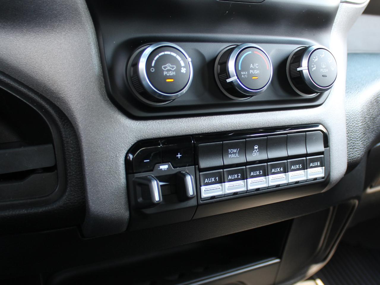 RAM 3500 Crew Cab 4WD DRW 2023