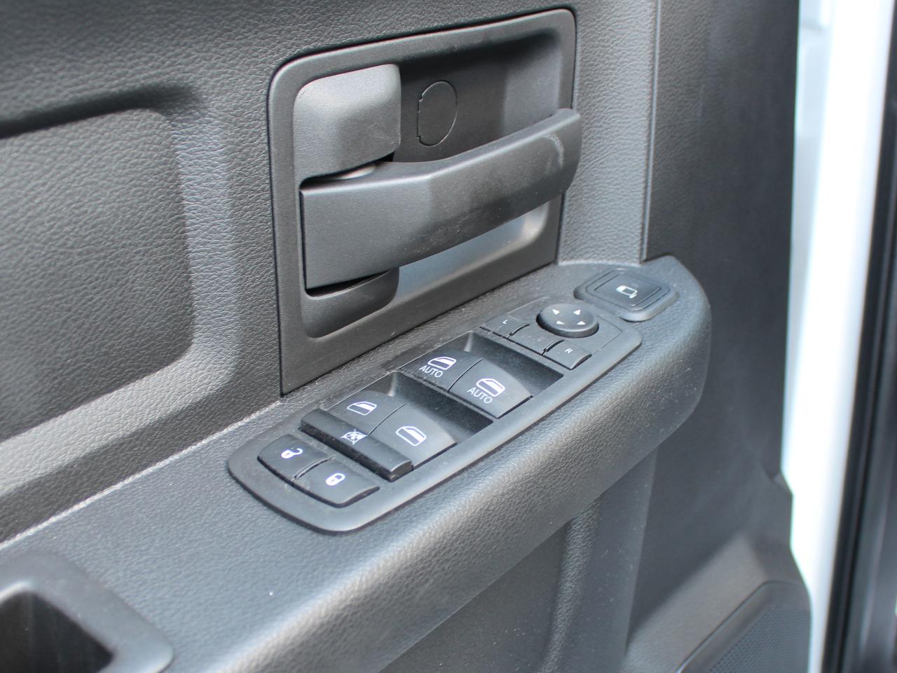 RAM 3500 Crew Cab 4WD DRW 2023