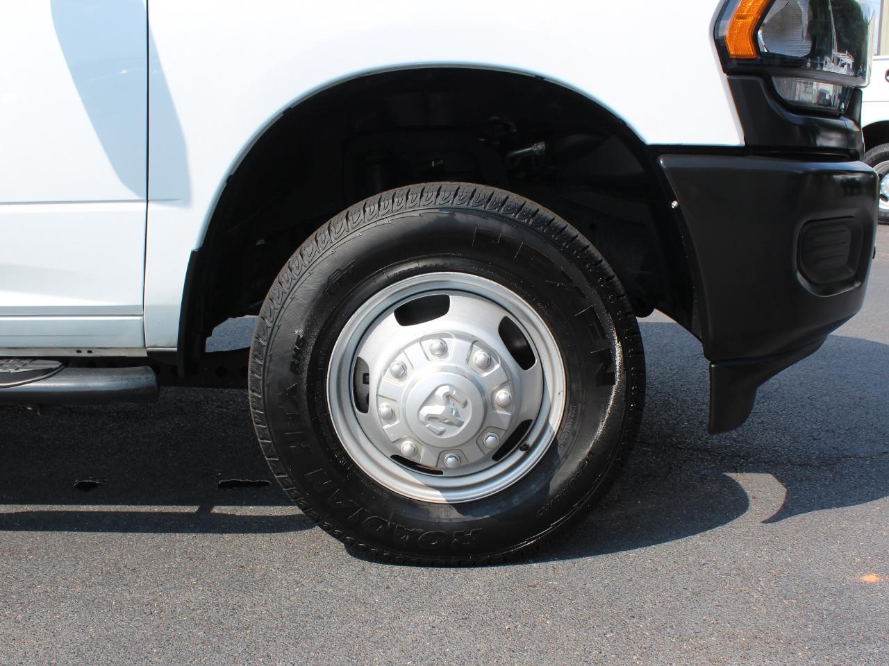 RAM 3500 Crew Cab 4WD DRW 2023