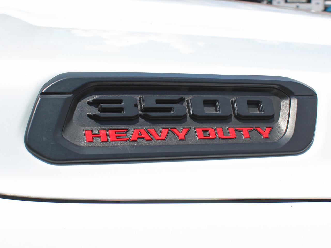 RAM 3500 Crew Cab 4WD DRW 2024