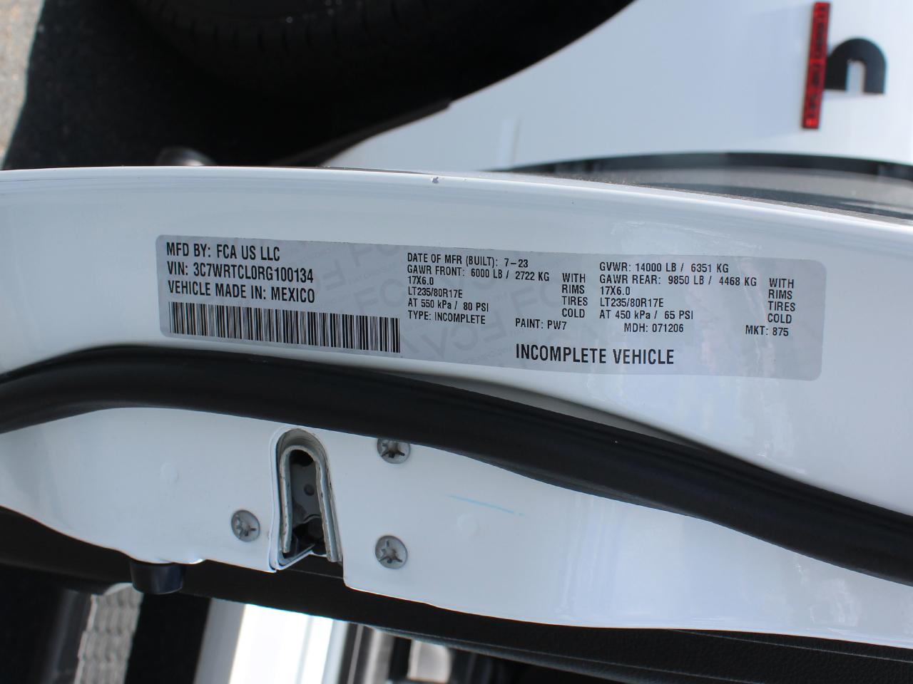 RAM 3500 Crew Cab 4WD DRW 2024