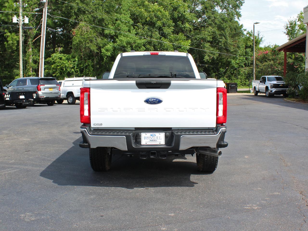 Ford F-350 SD XLT Crew Cab Long Bed 4WD 2025