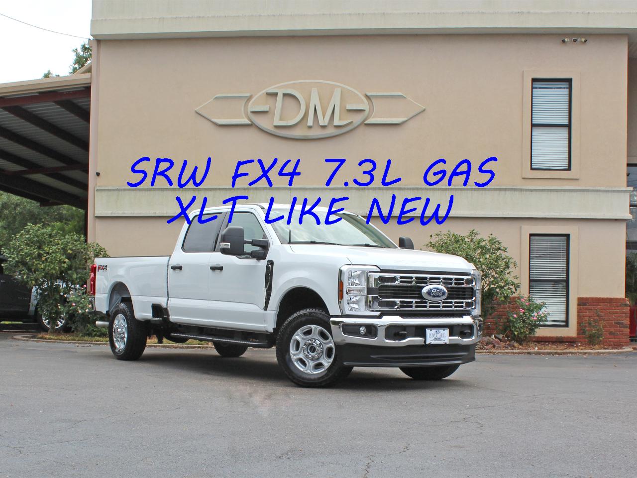 Ford F-350 SD XLT Crew Cab Long Bed 4WD 2025