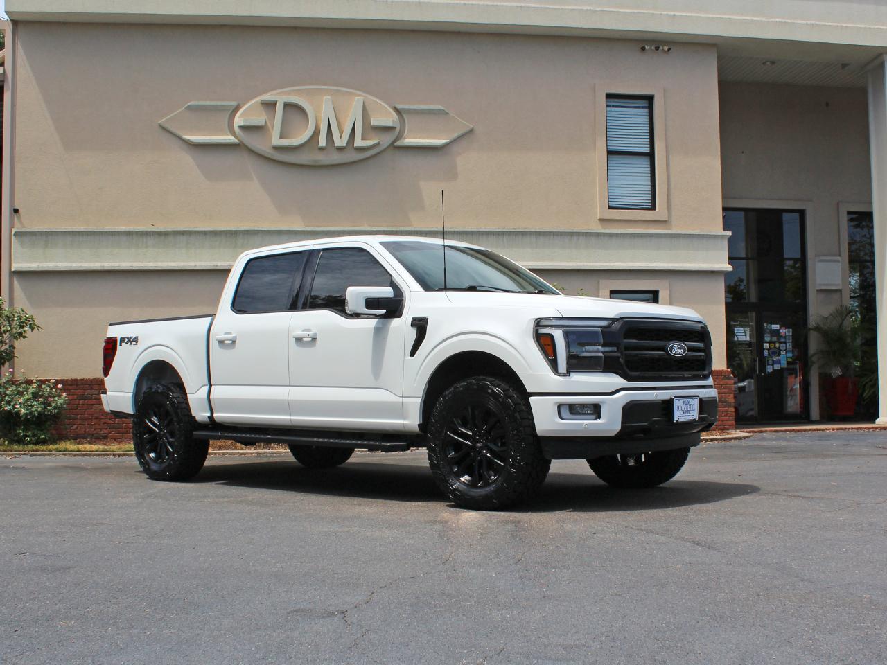 Ford F-150 Lariat SuperCrew 4WD 2024