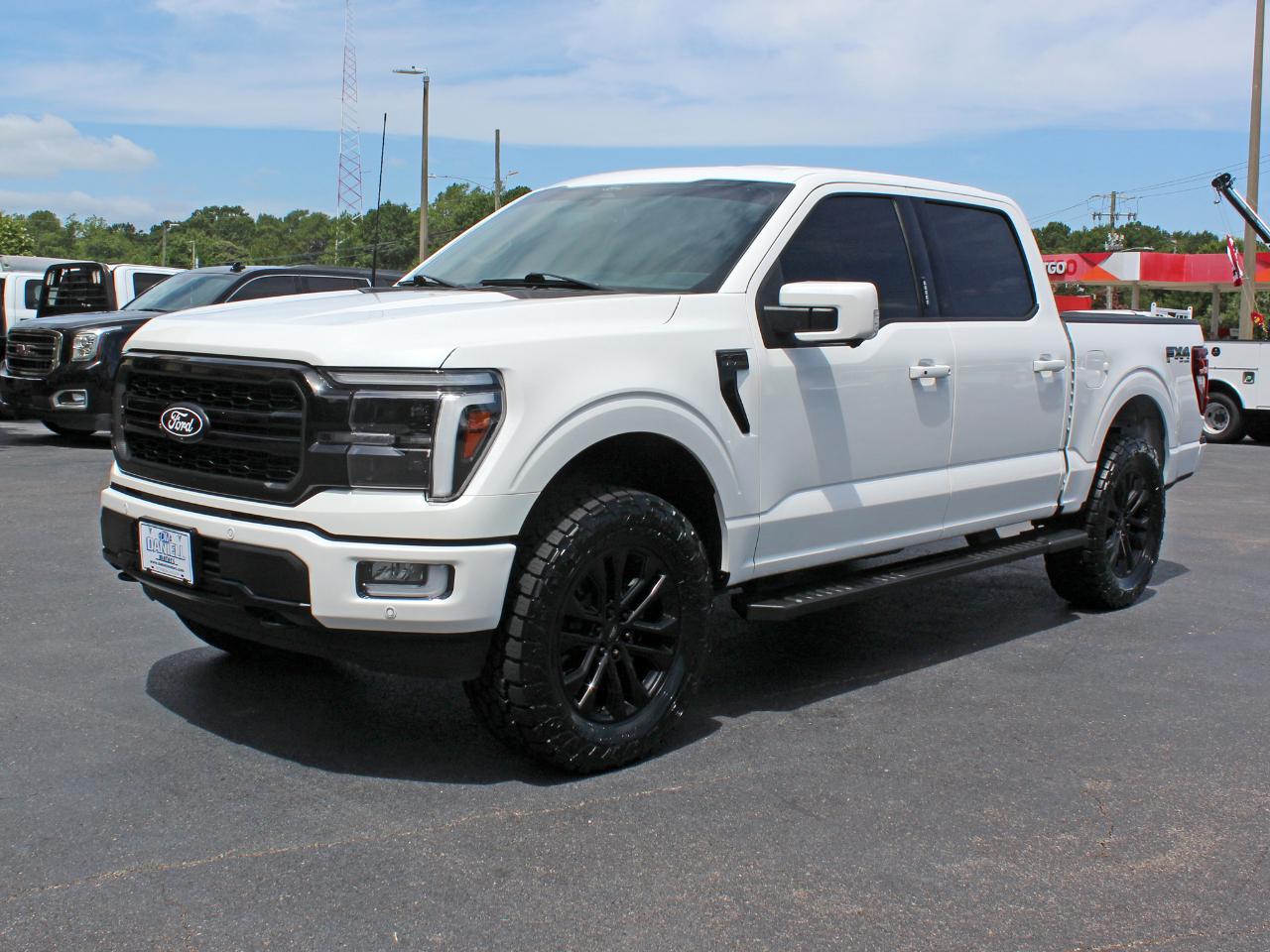 Ford F-150 Lariat SuperCrew 4WD 2024