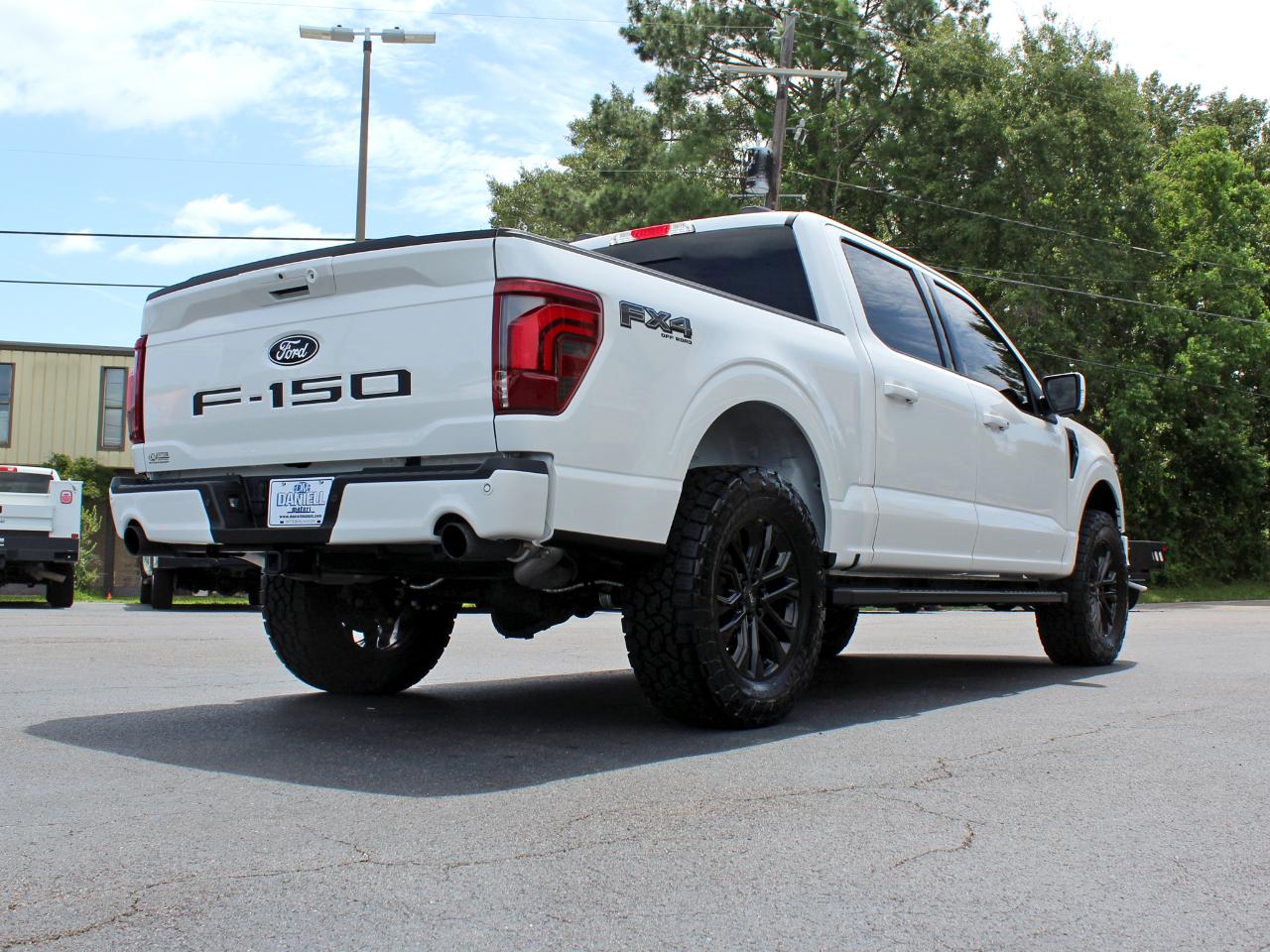 Ford F-150 Lariat SuperCrew 4WD 2024