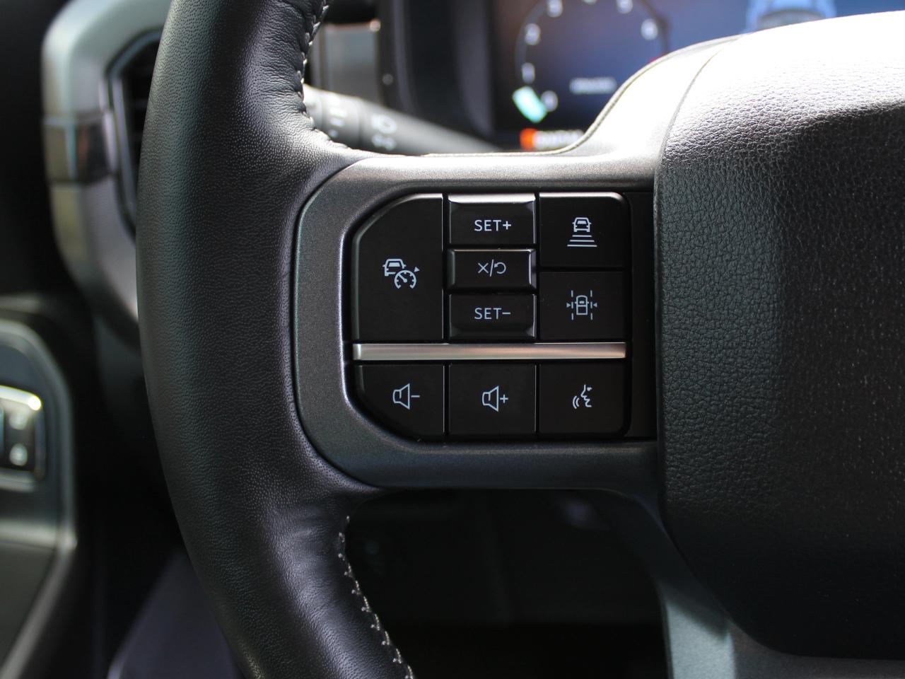 Ford F-150 Lariat SuperCrew 4WD 2024